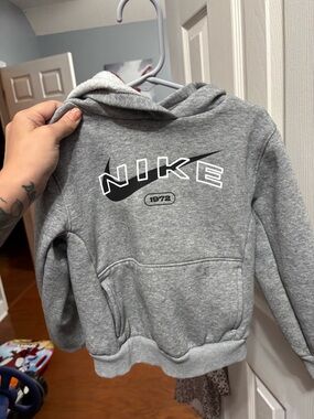 Nike Gray Kids Pullover Hoodie with Swoosh Logo